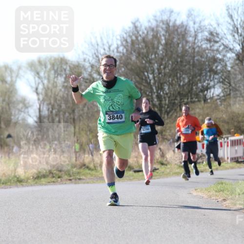 06.04.2025 - 44. Internationalen Wilhelmsburger Insellauf Jannik Wohlers http://msf.ph/oto/7622410 06.04.2025 10:21:06 Laufen 3840, 4290, 4321 meine-sportfotos.de