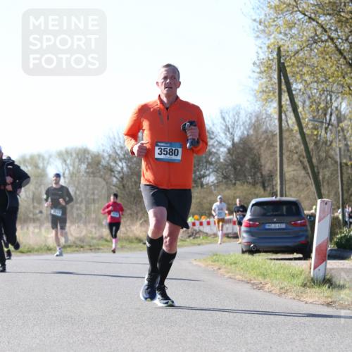 06.04.2025 - 44. Internationalen Wilhelmsburger Insellauf Jannik Wohlers http://msf.ph/oto/7622425 06.04.2025 10:21:16 Laufen 3580, 31, 4323, 42 meine-sportfotos.de