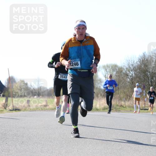 06.04.2025 - 44. Internationalen Wilhelmsburger Insellauf Jannik Wohlers http://msf.ph/oto/7622429 06.04.2025 10:21:21 Laufen 3543, 4246, 4578 meine-sportfotos.de