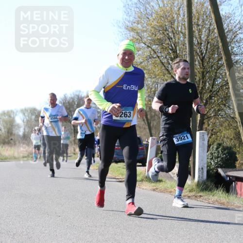 06.04.2025 - 44. Internationalen Wilhelmsburger Insellauf Jannik Wohlers http://msf.ph/oto/7622478 06.04.2025 10:21:44 Laufen 4560, 563, 263, 3921 meine-sportfotos.de