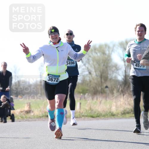 06.04.2025 - 44. Internationalen Wilhelmsburger Insellauf Jannik Wohlers http://msf.ph/oto/7622500 06.04.2025 10:21:51 Laufen 3672, 3496, 4579, 79 meine-sportfotos.de