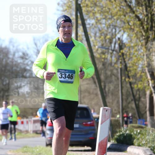 06.04.2025 - 44. Internationalen Wilhelmsburger Insellauf Jannik Wohlers http://msf.ph/oto/7622524 06.04.2025 10:21:57 Laufen 4, 3346 meine-sportfotos.de