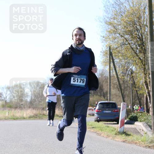 06.04.2025 - 44. Internationalen Wilhelmsburger Insellauf Jannik Wohlers http://msf.ph/oto/7622625 06.04.2025 10:22:41 Laufen 5179 meine-sportfotos.de