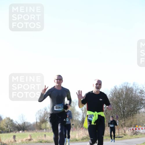 06.04.2025 - 44. Internationalen Wilhelmsburger Insellauf Jannik Wohlers http://msf.ph/oto/7622654 06.04.2025 10:22:53 Laufen 4067, 363, 3872 meine-sportfotos.de