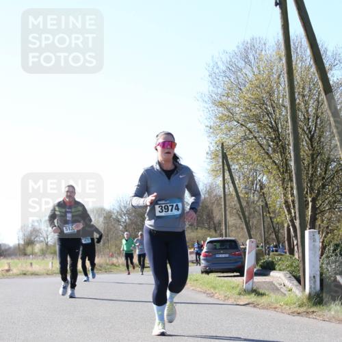 06.04.2025 - 44. Internationalen Wilhelmsburger Insellauf Jannik Wohlers http://msf.ph/oto/7622670 06.04.2025 10:22:59 Laufen 5130, 3872, 3974, 31, 4323 meine-sportfotos.de