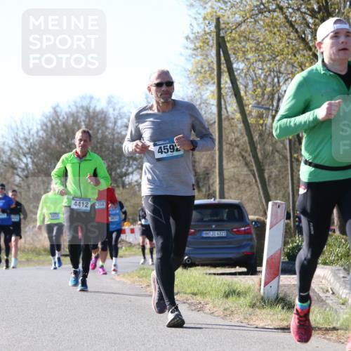 06.04.2025 - 44. Internationalen Wilhelmsburger Insellauf Jannik Wohlers http://msf.ph/oto/7622684 06.04.2025 10:23:08 Laufen 3417, 4412359, 3833, 459, 31, 4321 meine-sportfotos.de