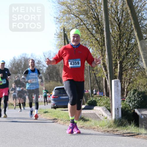 06.04.2025 - 44. Internationalen Wilhelmsburger Insellauf Jannik Wohlers http://msf.ph/oto/7622696 06.04.2025 10:23:14 Laufen 4359, 18, 3417, 3833, 8, 31, 4323 meine-sportfotos.de