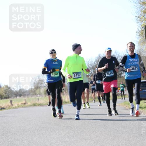 06.04.2025 - 44. Internationalen Wilhelmsburger Insellauf Jannik Wohlers http://msf.ph/oto/7622701 06.04.2025 10:23:16 Laufen 4501, 3417, 4065, 3418, 3833, 31, 4321 meine-sportfotos.de