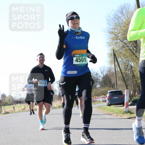 06.04.2025 - 44. Internationalen Wilhelmsburger Insellauf Jannik Wohlers http://msf.ph/oto/7622708 06.04.2025 10:23:18 Laufen 4577, 3652, 3417, 4501, 418 meine-sportfotos.de