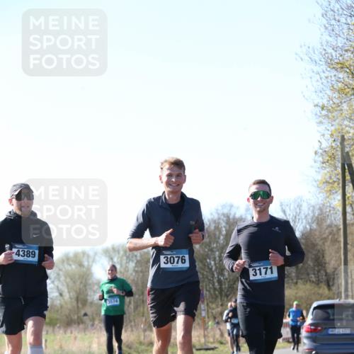 06.04.2025 - 44. Internationalen Wilhelmsburger Insellauf Jannik Wohlers http://msf.ph/oto/7622728 06.04.2025 10:23:24 Laufen 4389, 3574, 3076, 3171, 31, 4323 meine-sportfotos.de