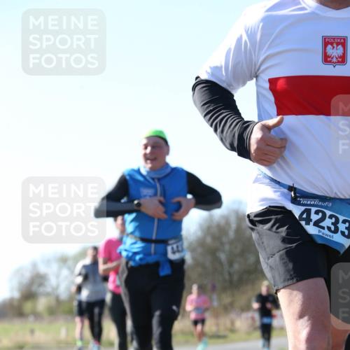 06.04.2025 - 44. Internationalen Wilhelmsburger Insellauf Jannik Wohlers http://msf.ph/oto/7622766 06.04.2025 10:23:41 Laufen 44, 4233 meine-sportfotos.de