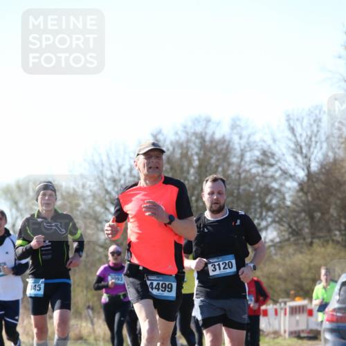06.04.2025 - 44. Internationalen Wilhelmsburger Insellauf Jannik Wohlers http://msf.ph/oto/7622839 06.04.2025 10:24:06 Laufen 445, 4499, 3120 meine-sportfotos.de