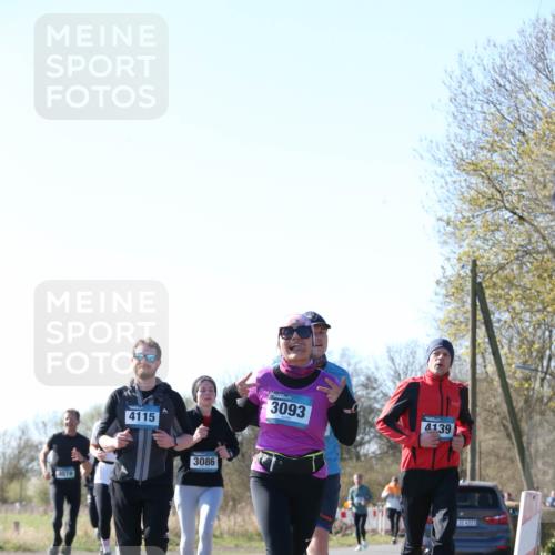 06.04.2025 - 44. Internationalen Wilhelmsburger Insellauf Jannik Wohlers http://msf.ph/oto/7622865 06.04.2025 10:24:15 Laufen 4078, 4115, 3086, 3093, 4139, 31, 4323 meine-sportfotos.de
