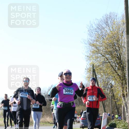 06.04.2025 - 44. Internationalen Wilhelmsburger Insellauf Jannik Wohlers http://msf.ph/oto/7622869 06.04.2025 10:24:15 Laufen 4478, 4115, 3086, 3093, 413 meine-sportfotos.de
