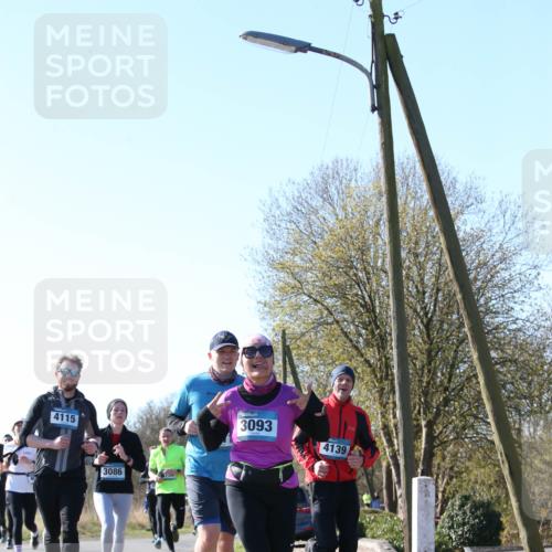 06.04.2025 - 44. Internationalen Wilhelmsburger Insellauf Jannik Wohlers http://msf.ph/oto/7622874 06.04.2025 10:24:15 Laufen 4115, 3086, 3093, 4139 meine-sportfotos.de