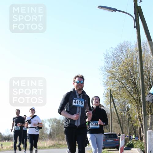 06.04.2025 - 44. Internationalen Wilhelmsburger Insellauf Jannik Wohlers http://msf.ph/oto/7622879 06.04.2025 10:24:17 Laufen 4078, 3104, 40, 4115, 3086, 31, 4923 meine-sportfotos.de