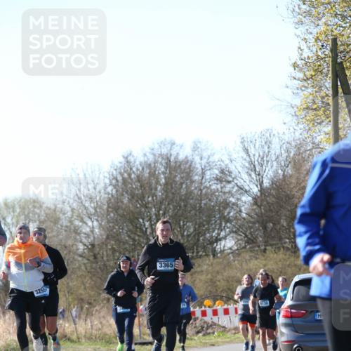 06.04.2025 - 44. Internationalen Wilhelmsburger Insellauf Jannik Wohlers http://msf.ph/oto/7622899 06.04.2025 10:24:25 Laufen 3255, 340, 3365, 4130 meine-sportfotos.de