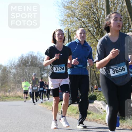 06.04.2025 - 44. Internationalen Wilhelmsburger Insellauf Jannik Wohlers http://msf.ph/oto/7622939 06.04.2025 10:24:42 Laufen 3324, 3656, 65 meine-sportfotos.de