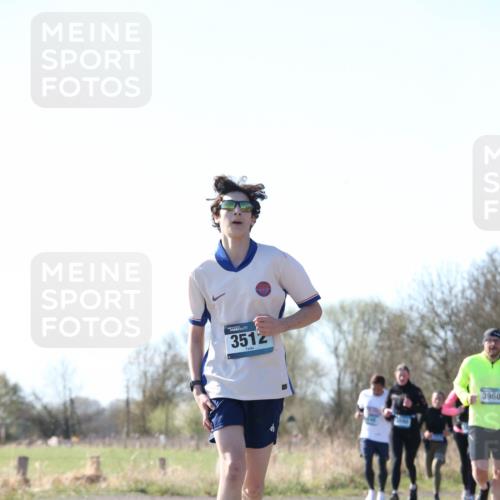 06.04.2025 - 44. Internationalen Wilhelmsburger Insellauf Jannik Wohlers http://msf.ph/oto/7622950 06.04.2025 10:24:47 Laufen 3512, 3960 meine-sportfotos.de