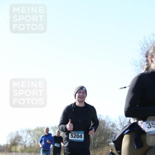 06.04.2025 - 44. Internationalen Wilhelmsburger Insellauf Jannik Wohlers http://msf.ph/oto/7622984 06.04.2025 10:24:59 Laufen 5204, 35 meine-sportfotos.de