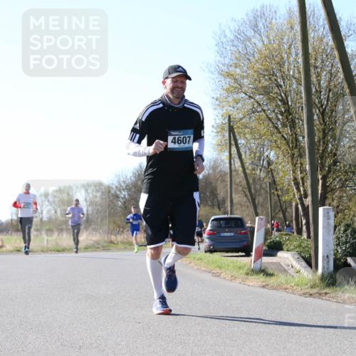 06.04.2025 - 44. Internationalen Wilhelmsburger Insellauf Jannik Wohlers http://msf.ph/oto/7623009 06.04.2025 10:25:22 Laufen 4607 meine-sportfotos.de
