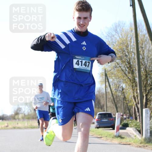 06.04.2025 - 44. Internationalen Wilhelmsburger Insellauf Jannik Wohlers http://msf.ph/oto/7623031 06.04.2025 10:25:33 Laufen 44, 4147 meine-sportfotos.de