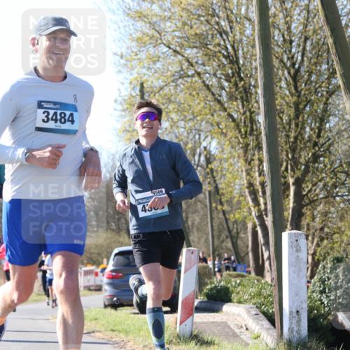 06.04.2025 - 44. Internationalen Wilhelmsburger Insellauf Jannik Wohlers http://msf.ph/oto/7623038 06.04.2025 10:25:34 Laufen 3484, 4549, 4566, 4500 meine-sportfotos.de