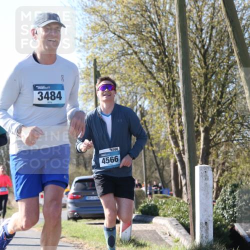 06.04.2025 - 44. Internationalen Wilhelmsburger Insellauf Jannik Wohlers http://msf.ph/oto/7623039 06.04.2025 10:25:35 Laufen 3484, 4566, 4566 meine-sportfotos.de