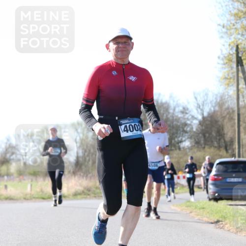 06.04.2025 - 44. Internationalen Wilhelmsburger Insellauf Jannik Wohlers http://msf.ph/oto/7623071 06.04.2025 10:25:43 Laufen 4002, 4586 meine-sportfotos.de