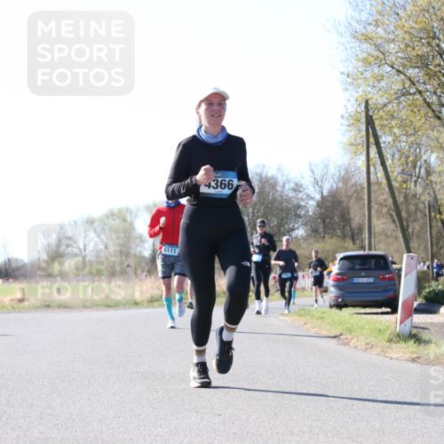 06.04.2025 - 44. Internationalen Wilhelmsburger Insellauf Jannik Wohlers http://msf.ph/oto/7623094 06.04.2025 10:25:48 Laufen 5111, 4366, 31, 6323 meine-sportfotos.de