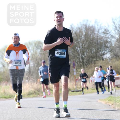 06.04.2025 - 44. Internationalen Wilhelmsburger Insellauf Jannik Wohlers http://msf.ph/oto/7623132 06.04.2025 10:26:04 Laufen 4084, 4399, 31, 4321 meine-sportfotos.de
