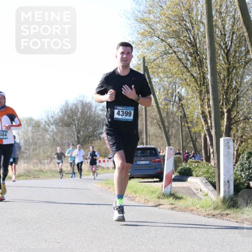 06.04.2025 - 44. Internationalen Wilhelmsburger Insellauf Jannik Wohlers http://msf.ph/oto/7623141 06.04.2025 10:26:06 Laufen 3629, 4084, 4399, 31, 4323 meine-sportfotos.de