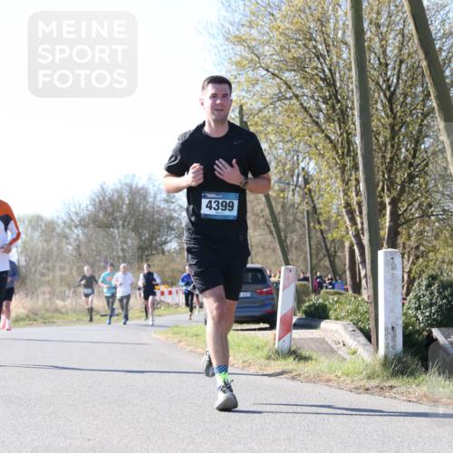 06.04.2025 - 44. Internationalen Wilhelmsburger Insellauf Jannik Wohlers http://msf.ph/oto/7623142 06.04.2025 10:26:06 Laufen 4084, 4399, 4323 meine-sportfotos.de