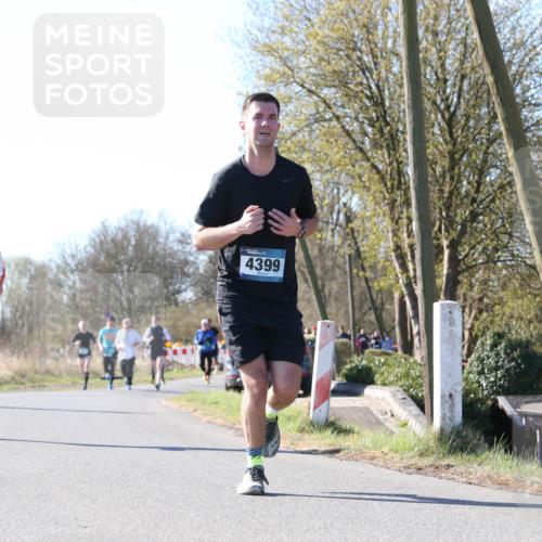 06.04.2025 - 44. Internationalen Wilhelmsburger Insellauf Jannik Wohlers http://msf.ph/oto/7623143 06.04.2025 10:26:06 Laufen 4084, 4399 meine-sportfotos.de