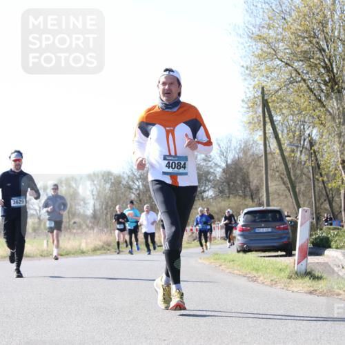 06.04.2025 - 44. Internationalen Wilhelmsburger Insellauf Jannik Wohlers http://msf.ph/oto/7623144 06.04.2025 10:26:08 Laufen 3629, 4084, 31, 4323 meine-sportfotos.de