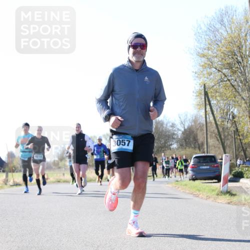 06.04.2025 - 44. Internationalen Wilhelmsburger Insellauf Jannik Wohlers http://msf.ph/oto/7623167 06.04.2025 10:26:15 Laufen 4614, 3057 meine-sportfotos.de
