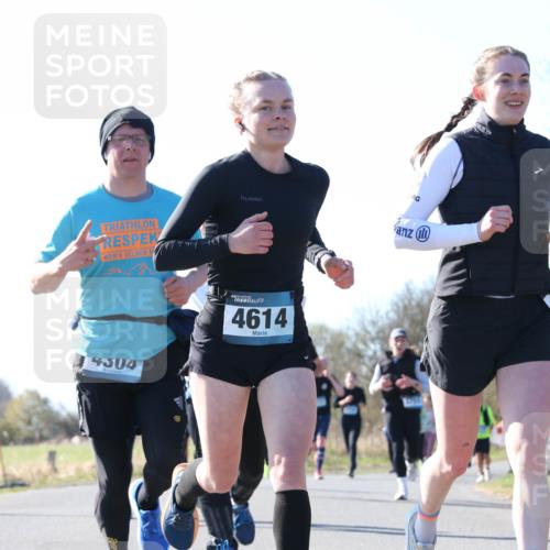 06.04.2025 - 44. Internationalen Wilhelmsburger Insellauf Jannik Wohlers http://msf.ph/oto/7623172 06.04.2025 10:26:19 Laufen 4304, 4614 meine-sportfotos.de