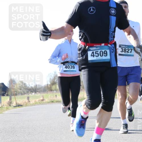06.04.2025 - 44. Internationalen Wilhelmsburger Insellauf Jannik Wohlers http://msf.ph/oto/7623254 06.04.2025 10:27:04 Laufen 4039, 4509, 3827, 4, 31, 4323 meine-sportfotos.de