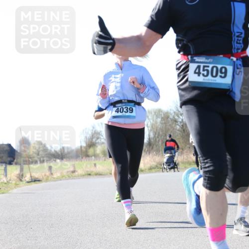 06.04.2025 - 44. Internationalen Wilhelmsburger Insellauf Jannik Wohlers http://msf.ph/oto/7623255 06.04.2025 10:27:04 Laufen 4039, 4509, 31, 4323 meine-sportfotos.de