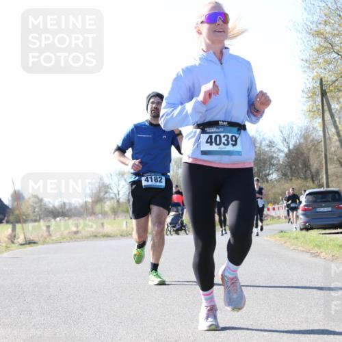 06.04.2025 - 44. Internationalen Wilhelmsburger Insellauf Jannik Wohlers http://msf.ph/oto/7623260 06.04.2025 10:27:05 Laufen 4182, 4039, 31, 4523 meine-sportfotos.de