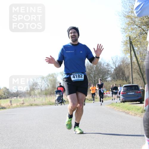 06.04.2025 - 44. Internationalen Wilhelmsburger Insellauf Jannik Wohlers http://msf.ph/oto/7623266 06.04.2025 10:27:06 Laufen 4182, 31, 6523, 403 meine-sportfotos.de