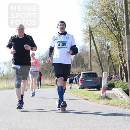 06.04.2025 - 44. Internationalen Wilhelmsburger Insellauf Jannik Wohlers http://msf.ph/oto/7623291 06.04.2025 10:27:22 Laufen 3706, 4180 meine-sportfotos.de