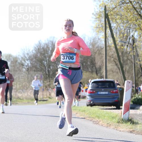 06.04.2025 - 44. Internationalen Wilhelmsburger Insellauf Jannik Wohlers http://msf.ph/oto/7623301 06.04.2025 10:27:24 Laufen 3867, 3706 meine-sportfotos.de