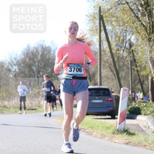 06.04.2025 - 44. Internationalen Wilhelmsburger Insellauf Jannik Wohlers http://msf.ph/oto/7623303 06.04.2025 10:27:24 Laufen 3706 meine-sportfotos.de