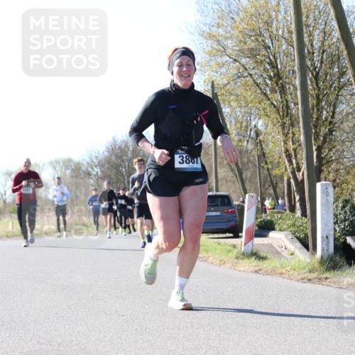 06.04.2025 - 44. Internationalen Wilhelmsburger Insellauf Jannik Wohlers http://msf.ph/oto/7623318 06.04.2025 10:27:28 Laufen 3491, 3861 meine-sportfotos.de