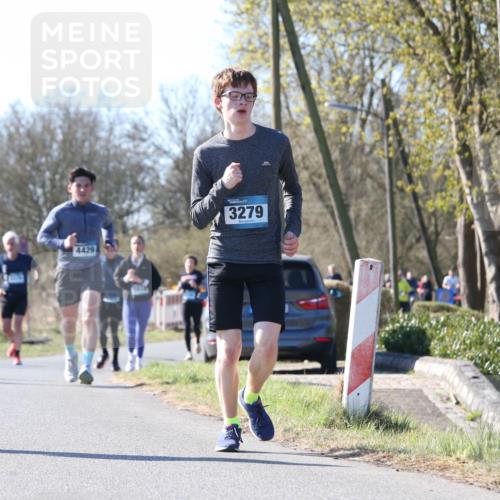 06.04.2025 - 44. Internationalen Wilhelmsburger Insellauf Jannik Wohlers http://msf.ph/oto/7623322 06.04.2025 10:27:31 Laufen 4429, 3279 meine-sportfotos.de