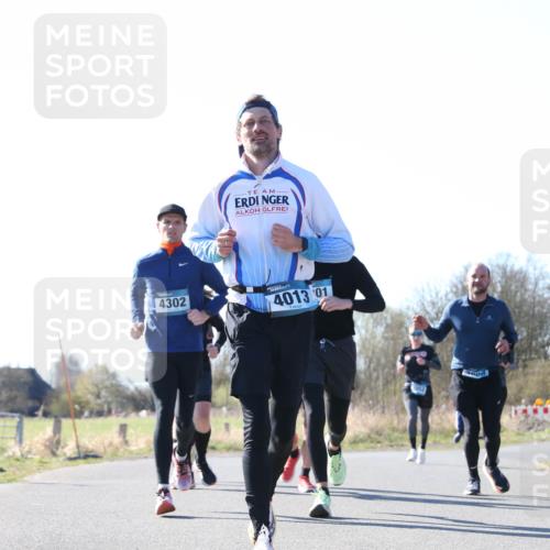 06.04.2025 - 44. Internationalen Wilhelmsburger Insellauf Jannik Wohlers http://msf.ph/oto/7623341 06.04.2025 10:27:39 Laufen 4302, 4013, 01, 606, 3918, 31, 4323 meine-sportfotos.de