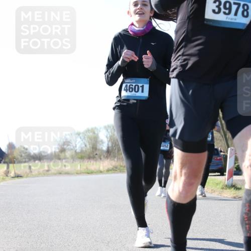 06.04.2025 - 44. Internationalen Wilhelmsburger Insellauf Jannik Wohlers http://msf.ph/oto/7623356 06.04.2025 10:27:44 Laufen 4601, 052, 3978 meine-sportfotos.de