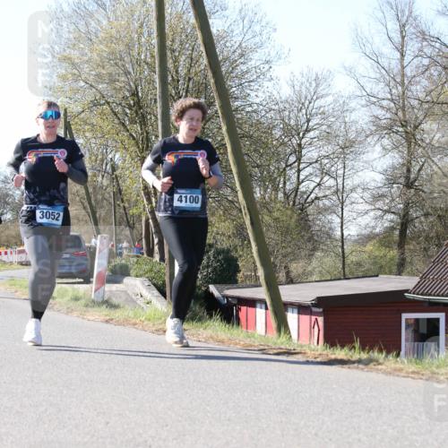 06.04.2025 - 44. Internationalen Wilhelmsburger Insellauf Jannik Wohlers http://msf.ph/oto/7623358 06.04.2025 10:27:45 Laufen 3678, 3052, 4100, 4323 meine-sportfotos.de