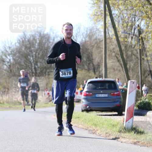06.04.2025 - 44. Internationalen Wilhelmsburger Insellauf Jannik Wohlers http://msf.ph/oto/7623366 06.04.2025 10:27:47 Laufen 3678, 31, 4323 meine-sportfotos.de